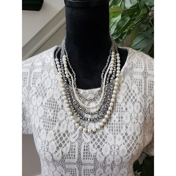 Anthropologie Pleione White Floral Nylon Round Neck Short Sleeve Blouse Large - Picture 2 of 12